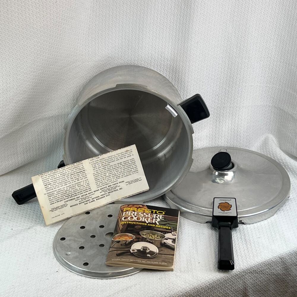 Vintage Presto 6 Qt Pressure Cooker 017PAC Rack Manual Recipe Book USA